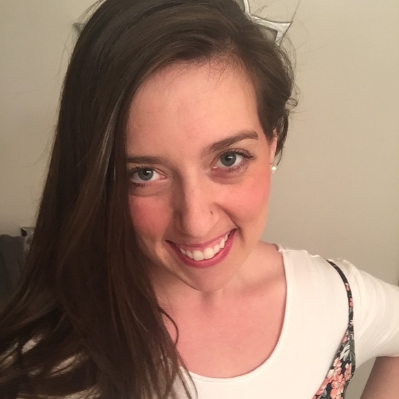 Meet your Posher, Rachel - Picture 1 of 1